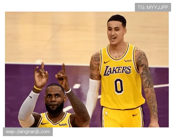 库兹马无球切入提升得分效率明显，助湖人拉开空间