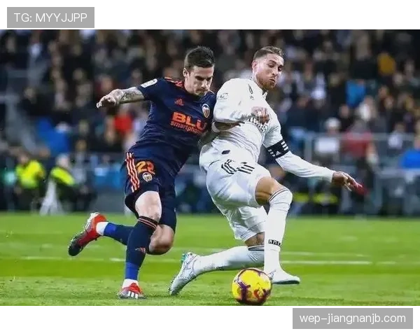 皇马防守波动：战术安排与人员配置的双重考验